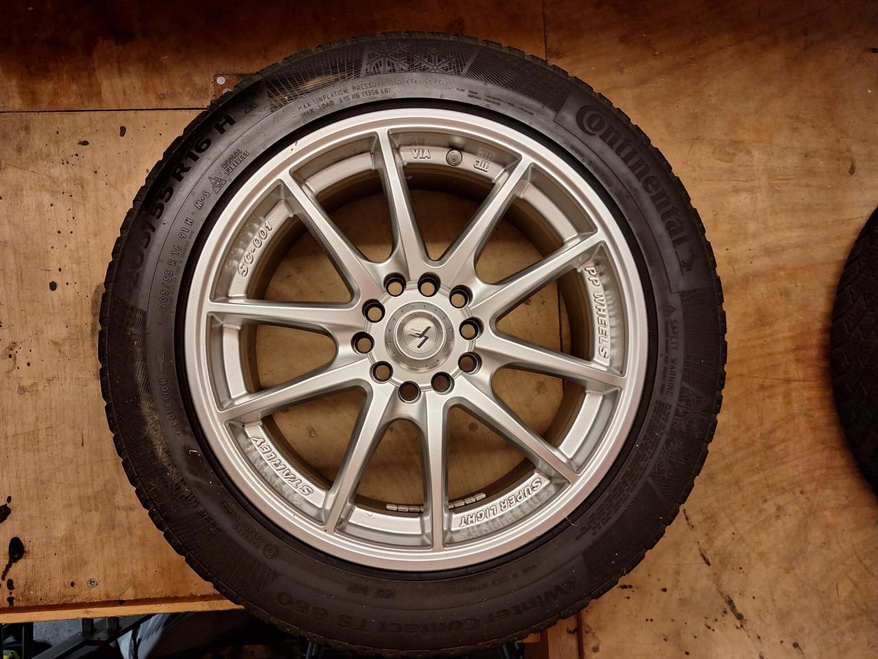 Winterbanden op LM Velgen voor Astra J