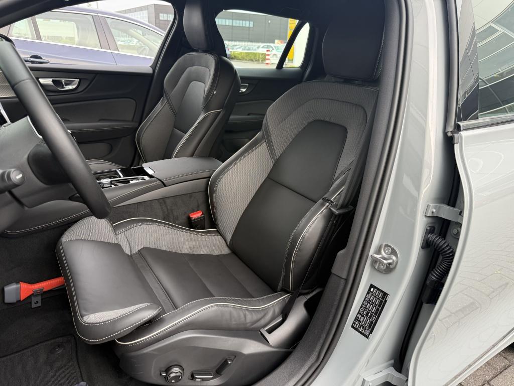 Volvo V60 t6 398pk recharge plus dark| adap.cruise| 360camera| trekaak