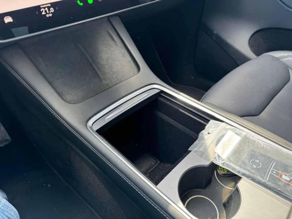 Tesla Model Y rwd 58 kwh