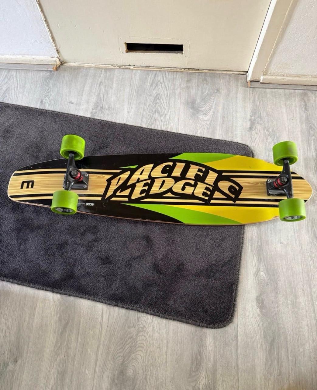Pacific Edge Longboard - Zo goed als nieuw