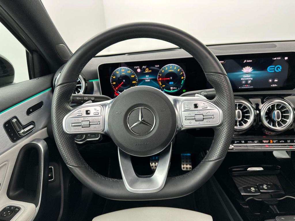 Mercedes-Benz A-Klasse 250 e amg line pano acc 360 leder