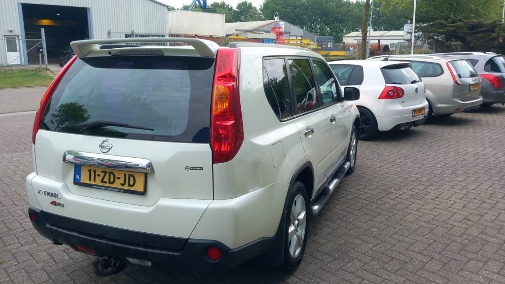 Nissan X-Trail 2.0 XE 4x4 5 drs bj:2008 airco lm-velgen