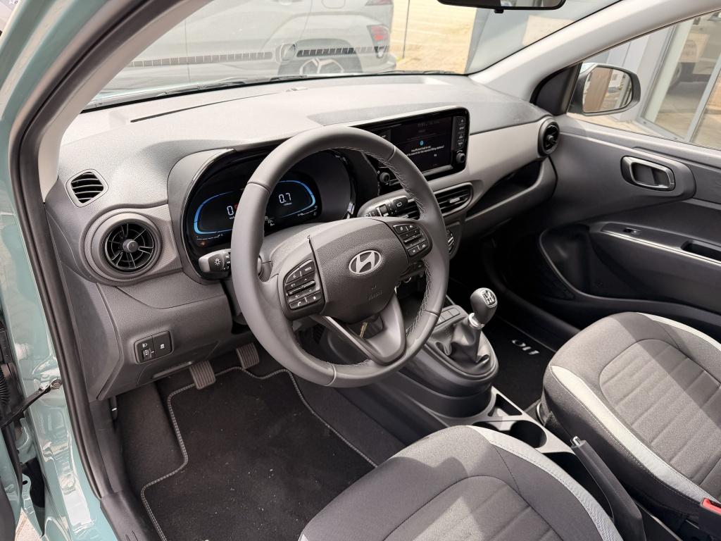 Hyundai I 10 1.0 comfort limited | navigatie | direct leverbaar | cruise co
