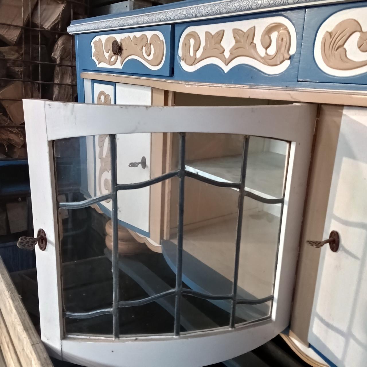 Commode of dressoir