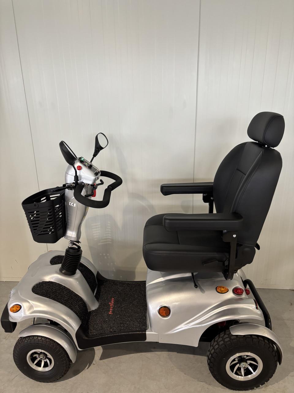 Scootmobiel Lion 4 (Lithium)