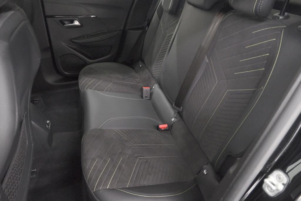 Peugeot 208 1.2 hybrid 145 e-dcs6 gt | alcantara pakket | camera | apple ca