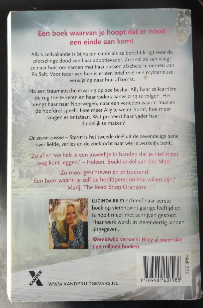 Serie De zeven zussen van Lucinda Riley.