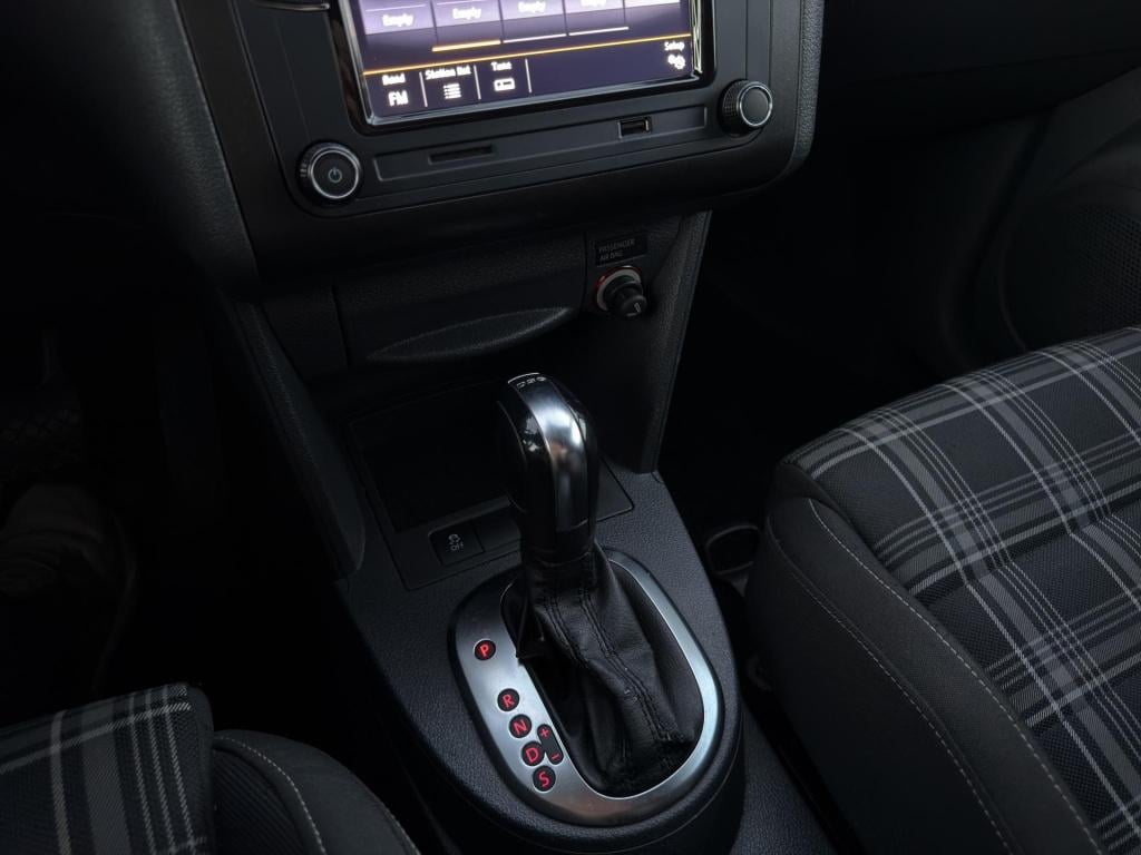 Volkswagen Caddy 1.6 tdi automaat carplay cruise volkswagen caddy 1.6 tdi