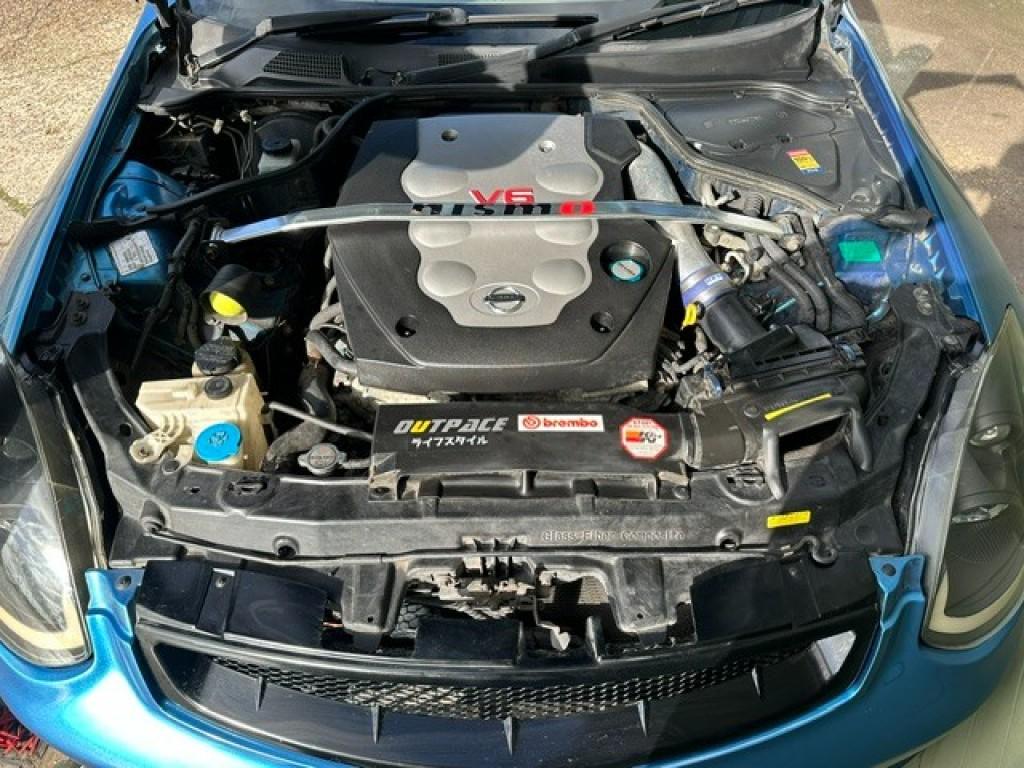 Nissan Skyline 350 gt coupe