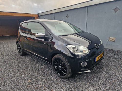 VW Up! High Up Black Edition - Full option
