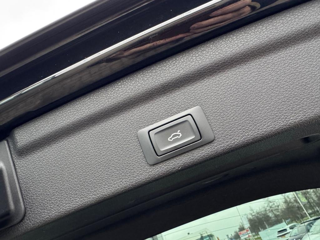 Audi Q3 sportback 35 tfsi pro line * leder * trekhaak * stoelverwarming