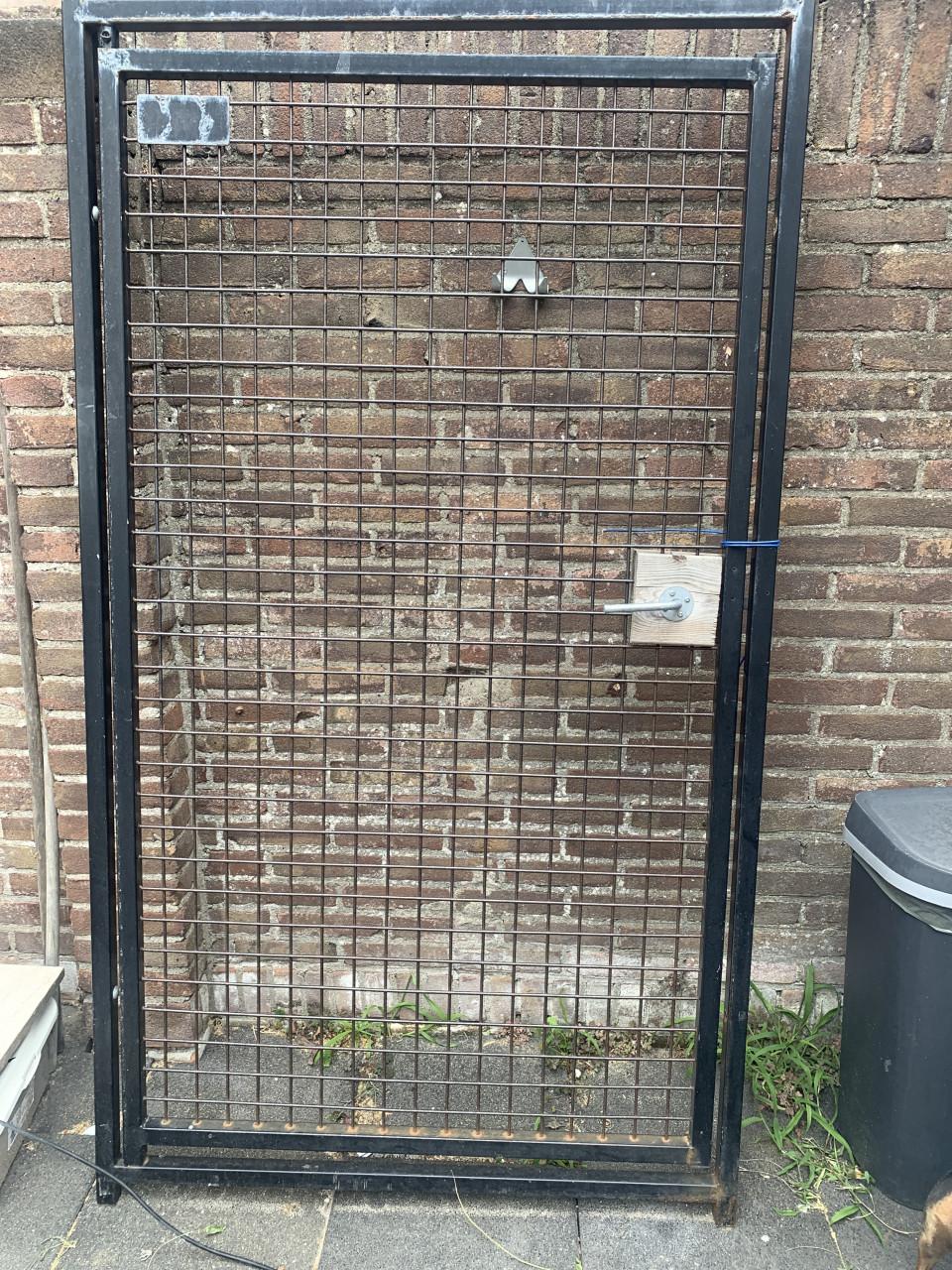 Gaas deur paneel zwart