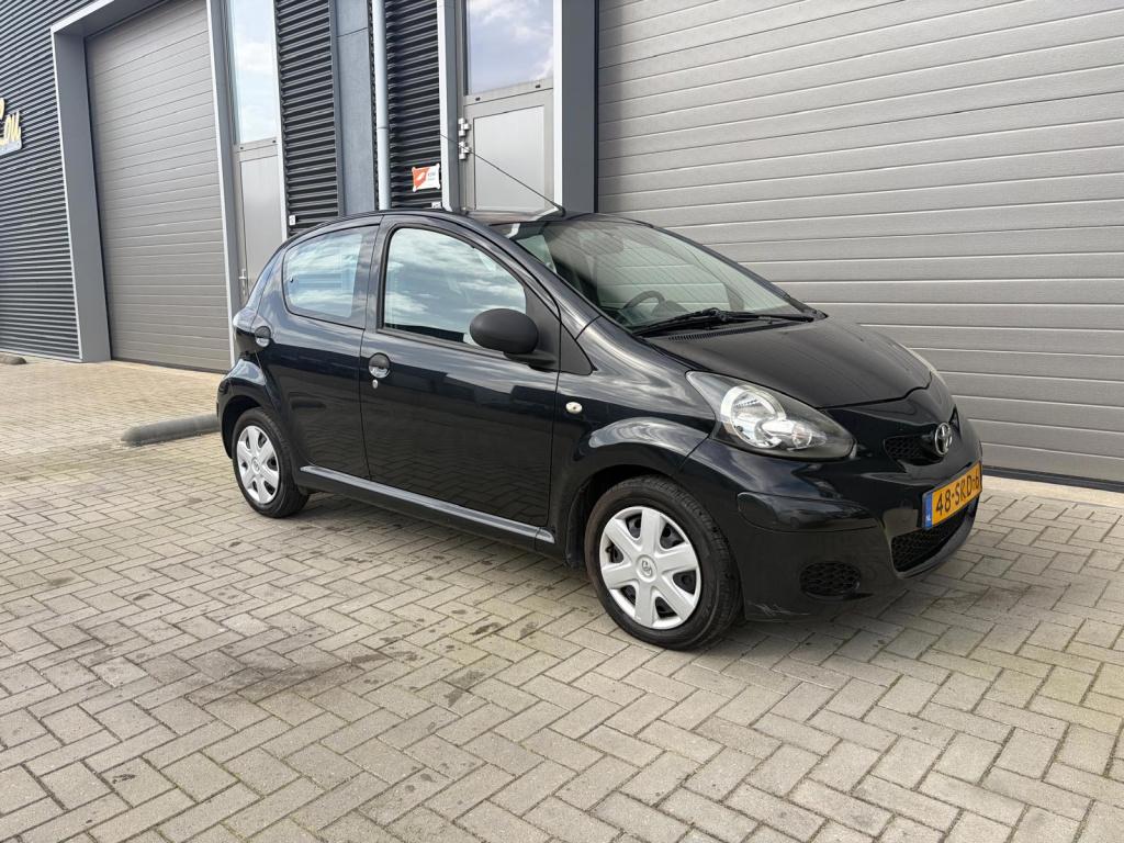 Toyota Aygo 1.0-12v now/nap/apk/airco/