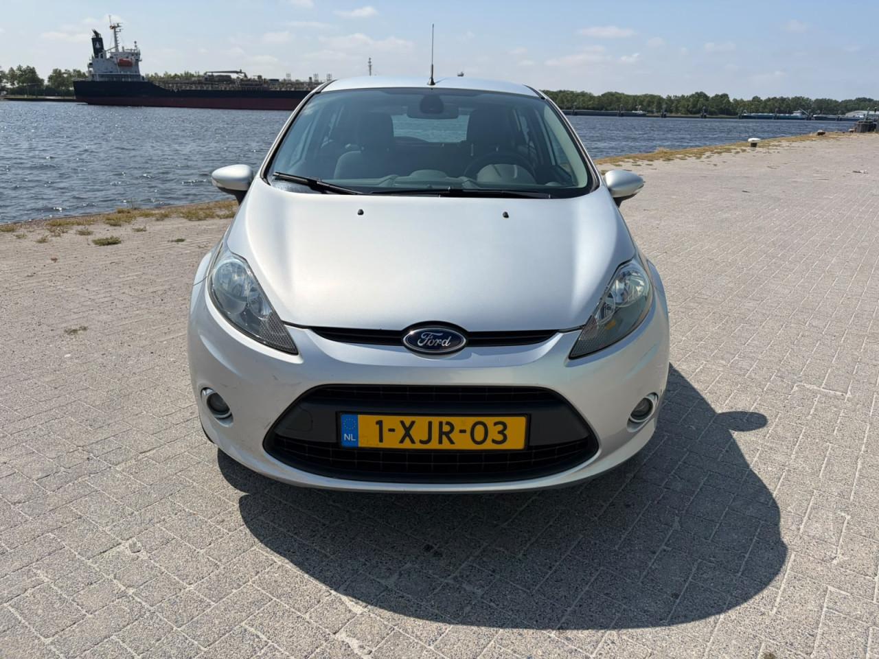 Ford Fiesta 1.25 Titanium 5 drs | Airco | CC | Trekhaak | Nw Distrib. riem
