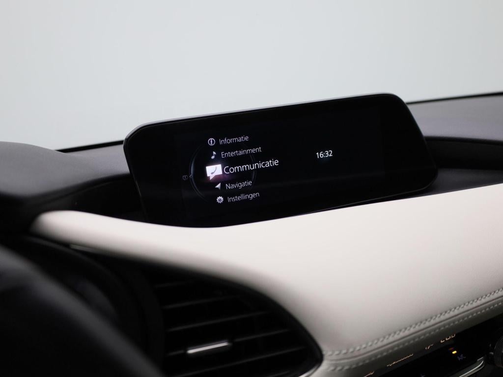 Mazda 3 2.0 e-skyactiv-x m hybrid 180 luxury | automaat | bose | stoel/stuu