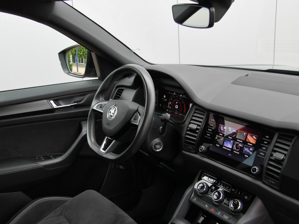Skoda Kodiaq 1.5 tsi sportline 7p | acc | camera | trekhaak
