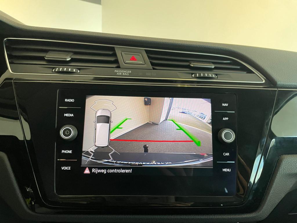 Volkswagen Touran 1.5 tsi highline