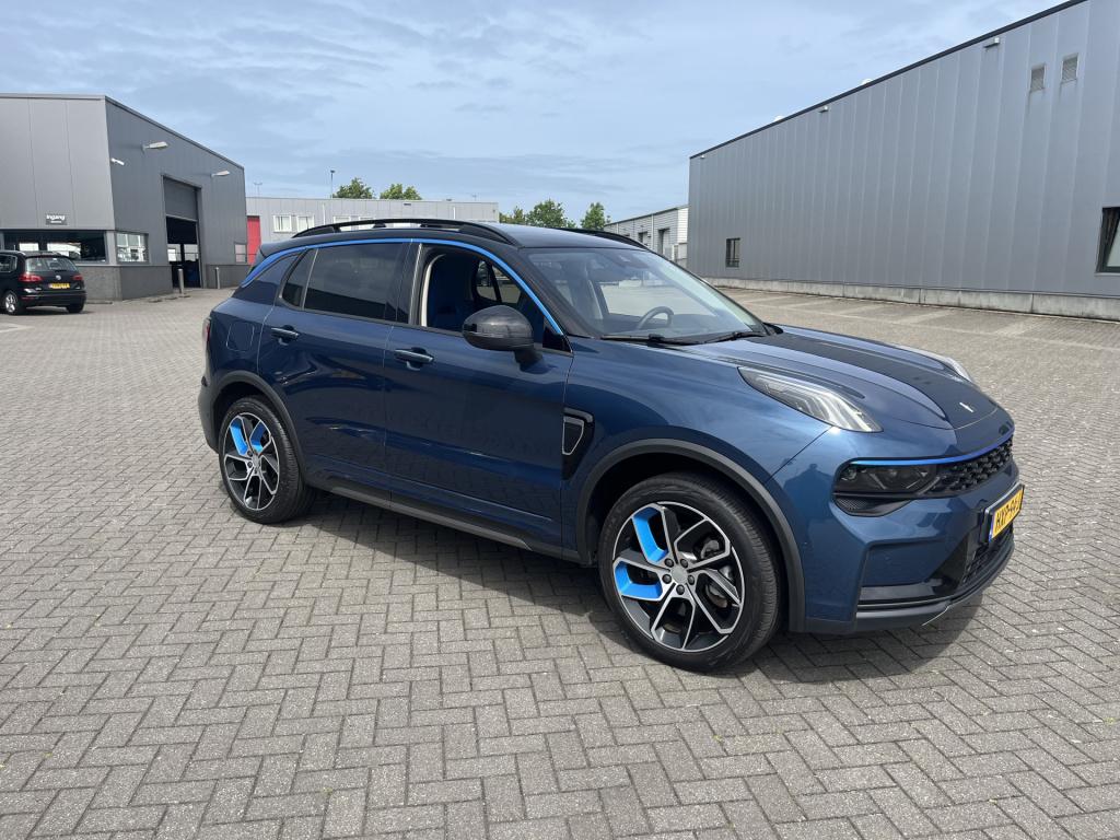 Lynk & Co 01 1.5 262 pk phev navi 360gr schuifdak 1e eigenaar