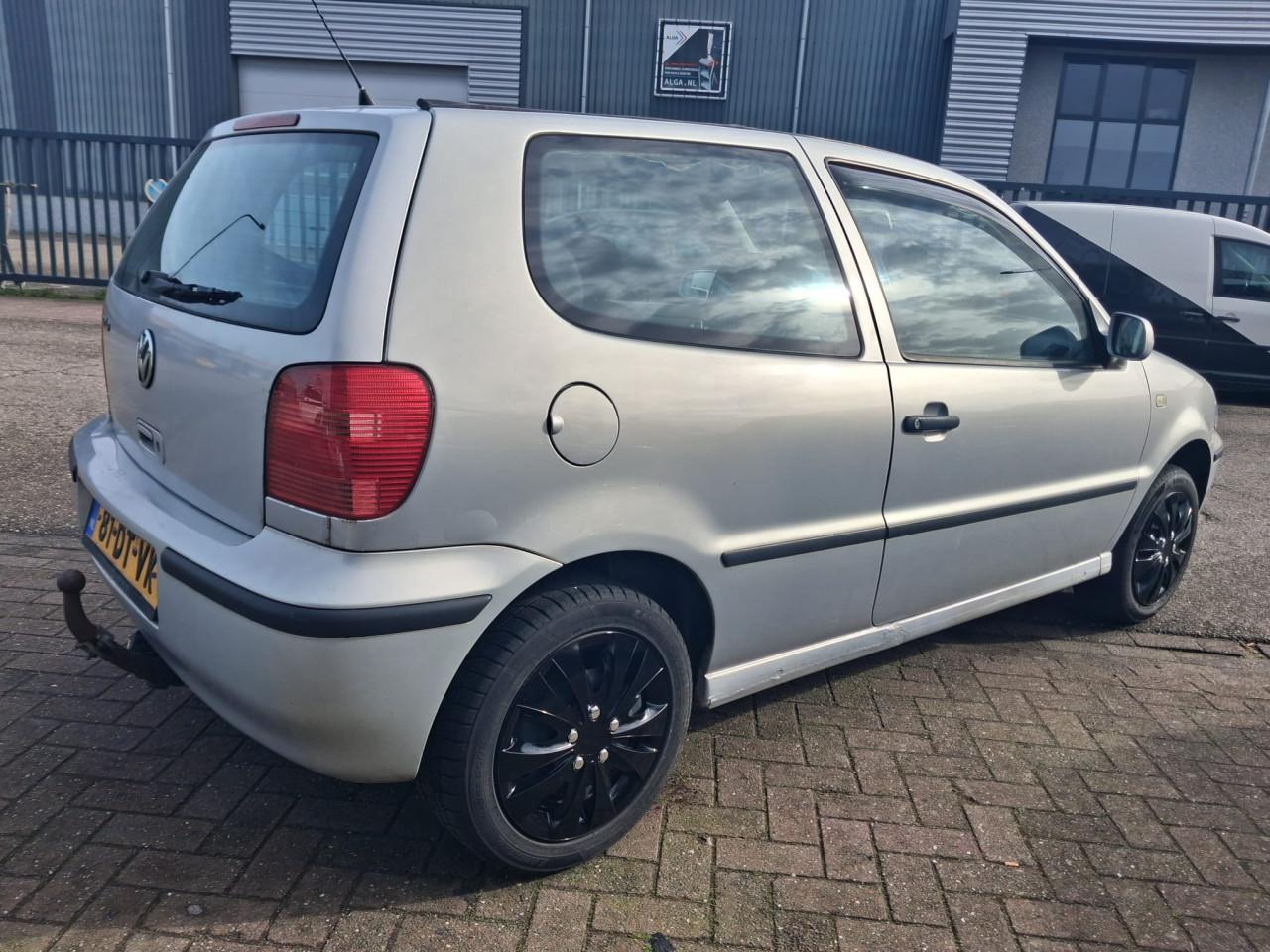 Volkswagen polo 1.4 mpi lage km stand