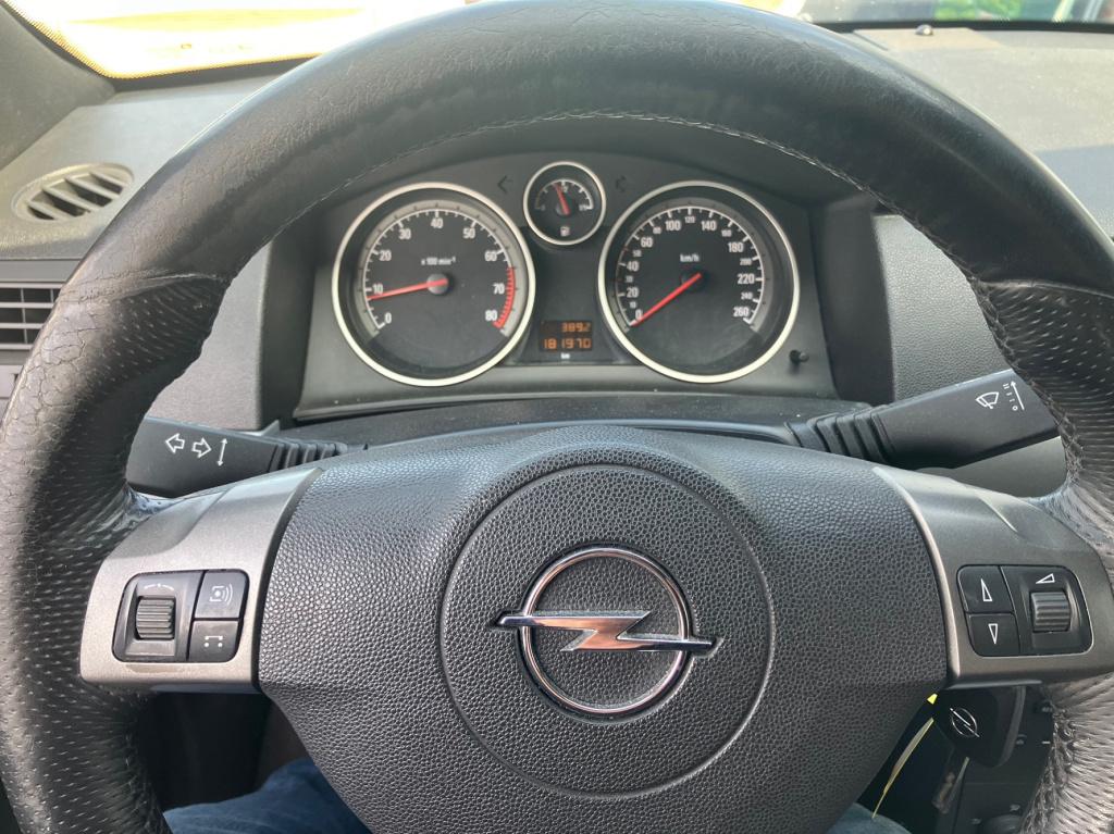 Opel Astra gtc 1.6 cosmo