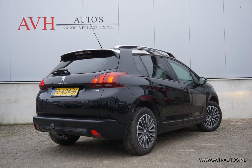 Peugeot 2008 1.2 puretech blue lion