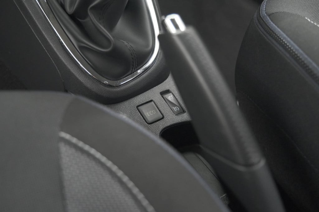 Renault Captur tce 90 dynamique | parkeersensoren | navigatie | climate con