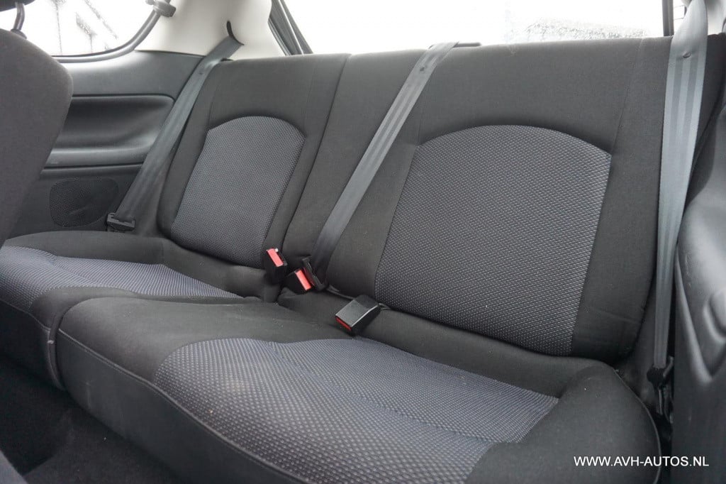Peugeot 206 + 1.4 xs