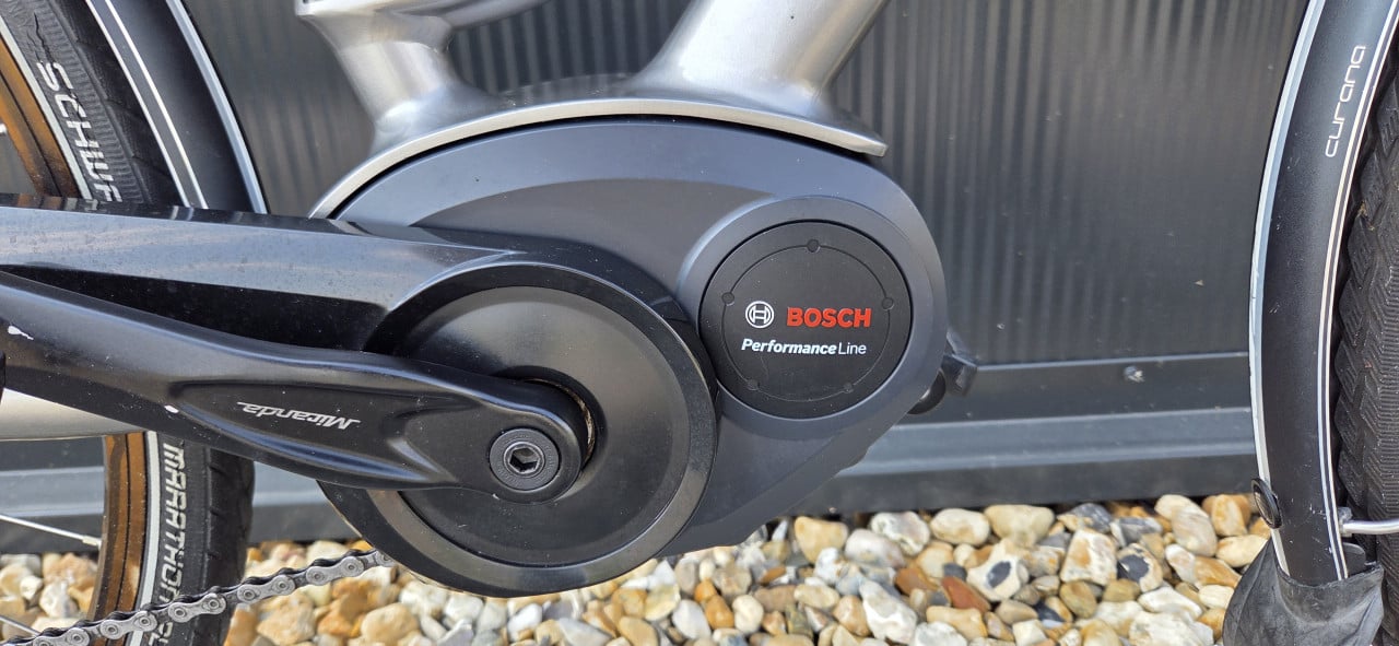 Mooie nette Ultimate T10 HMB 53cm Bosch Performance Line-motor