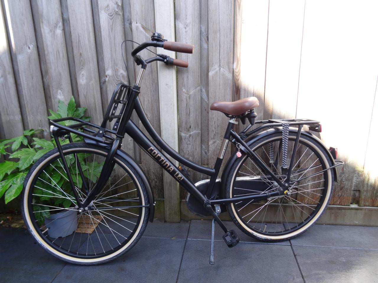 🚲 Cortina U4 Transport Meisjesfiets – 26 inch | Zwart