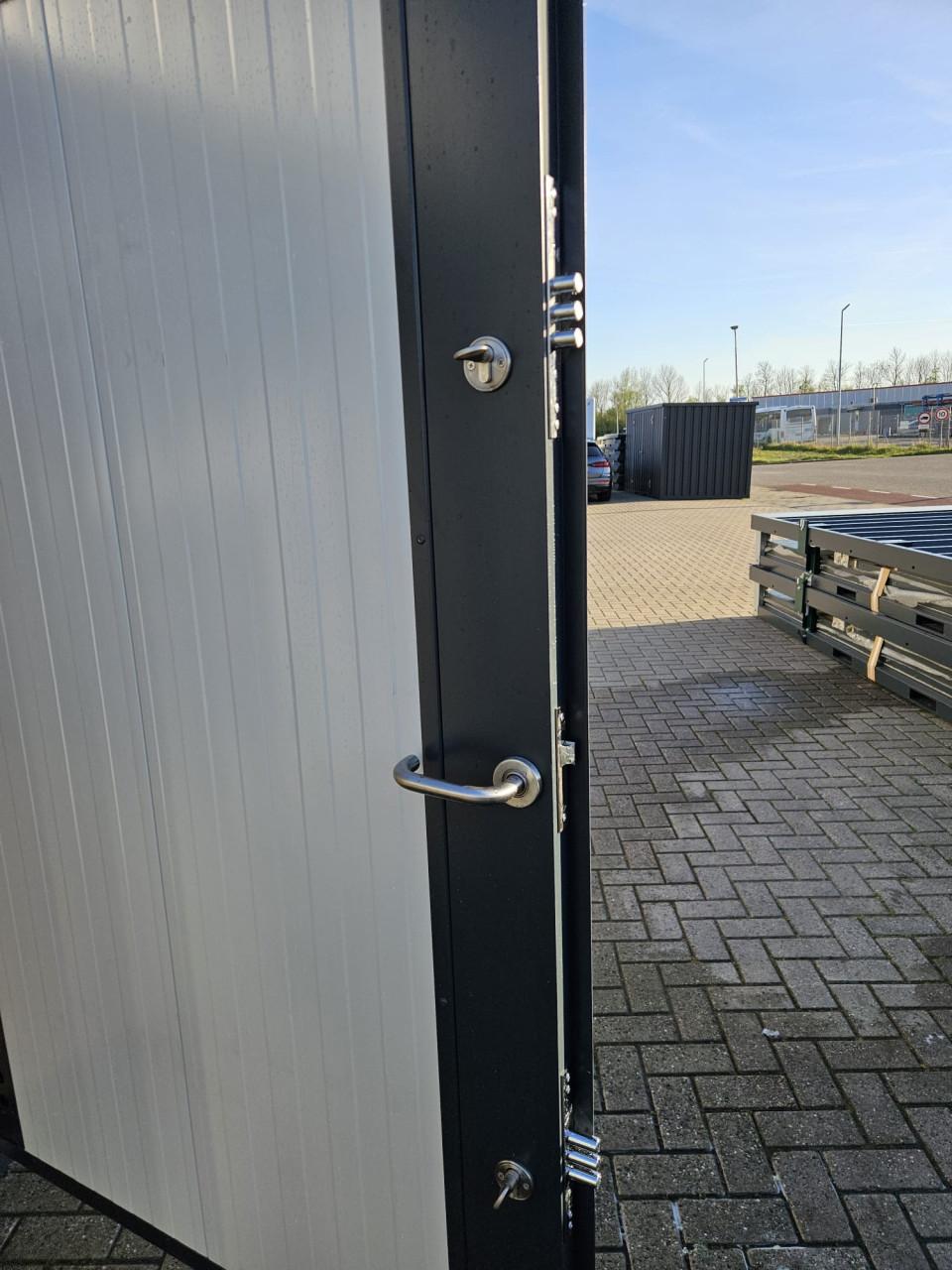 Geïsoleerde opslagcontainers