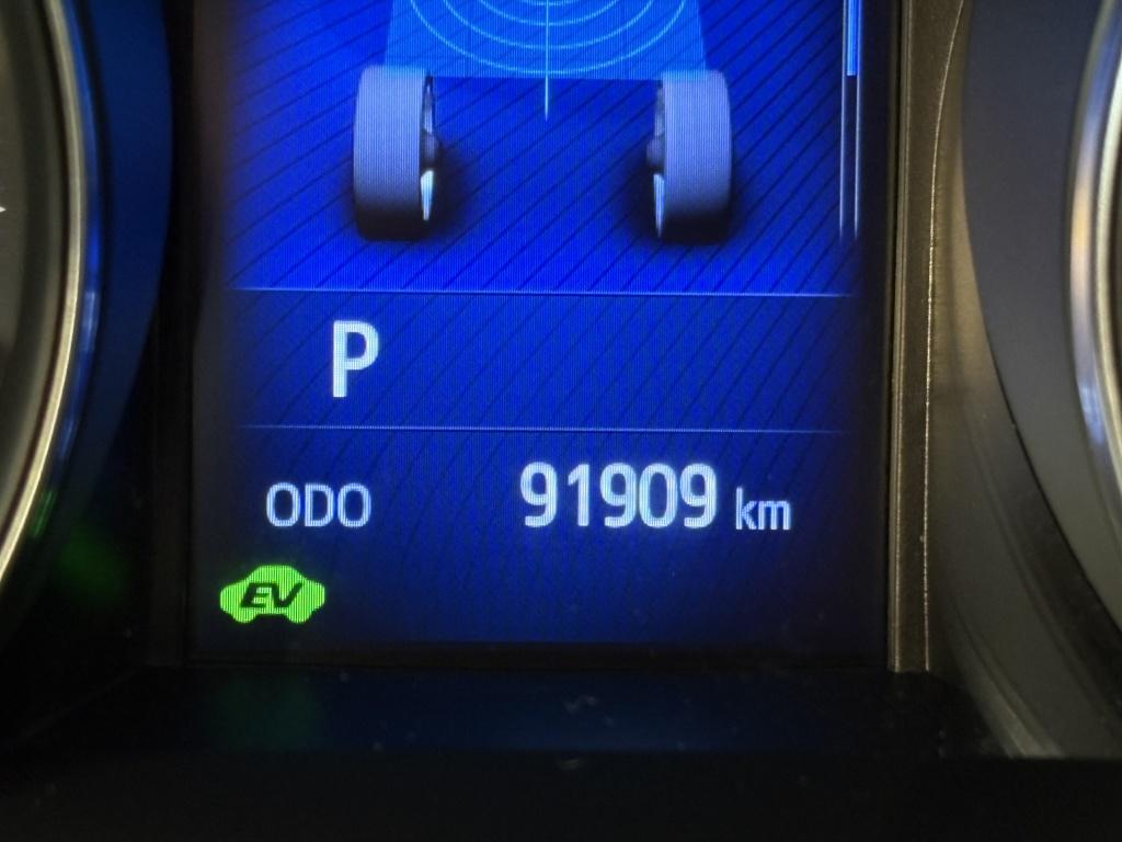 Toyota C-hr 1.8 hybrid executive