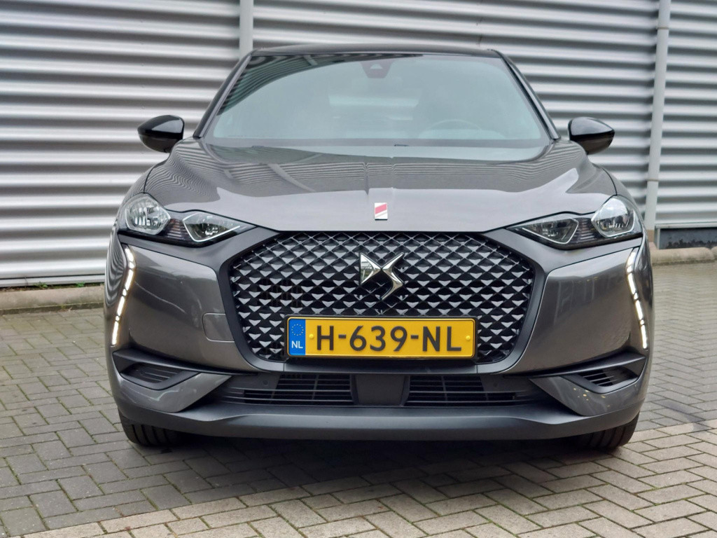 Ds Ds 3 crossback 100 performance line navi/cam/keyless