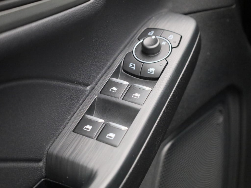 Ford Kuga 2.5 phev titanium | automaat | apple carplay / android auto | sto