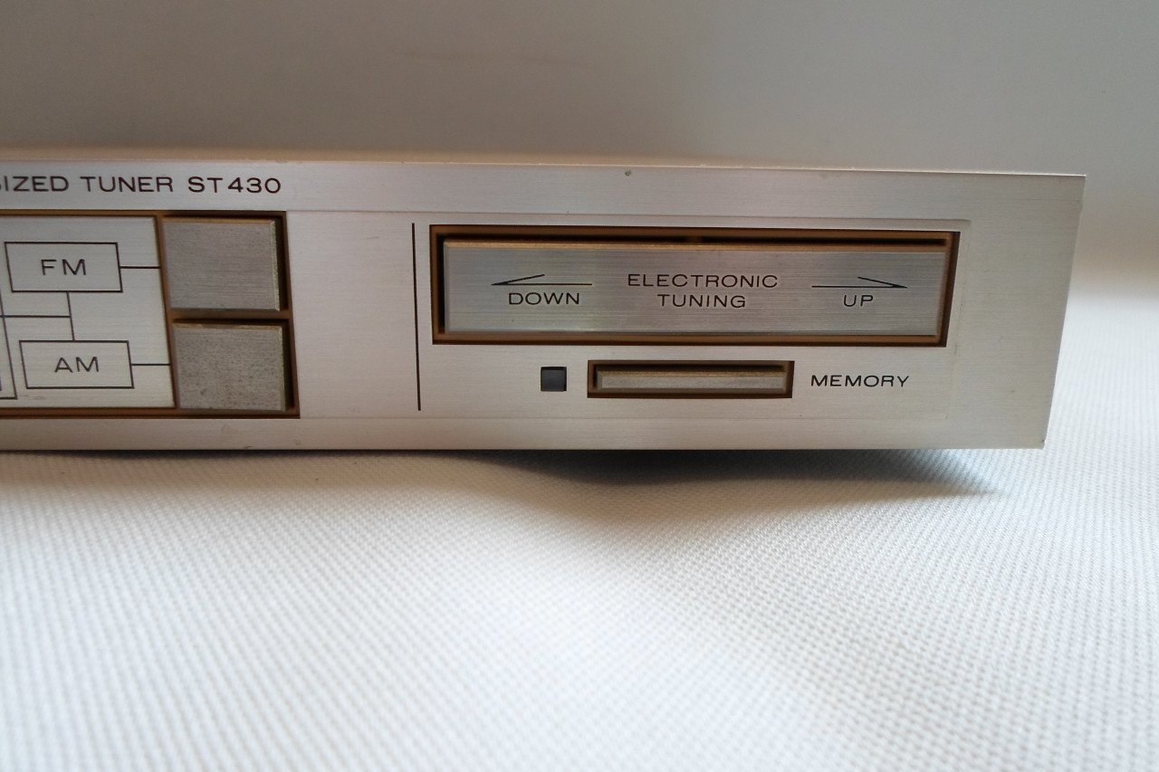 Marantz Tuner ST430