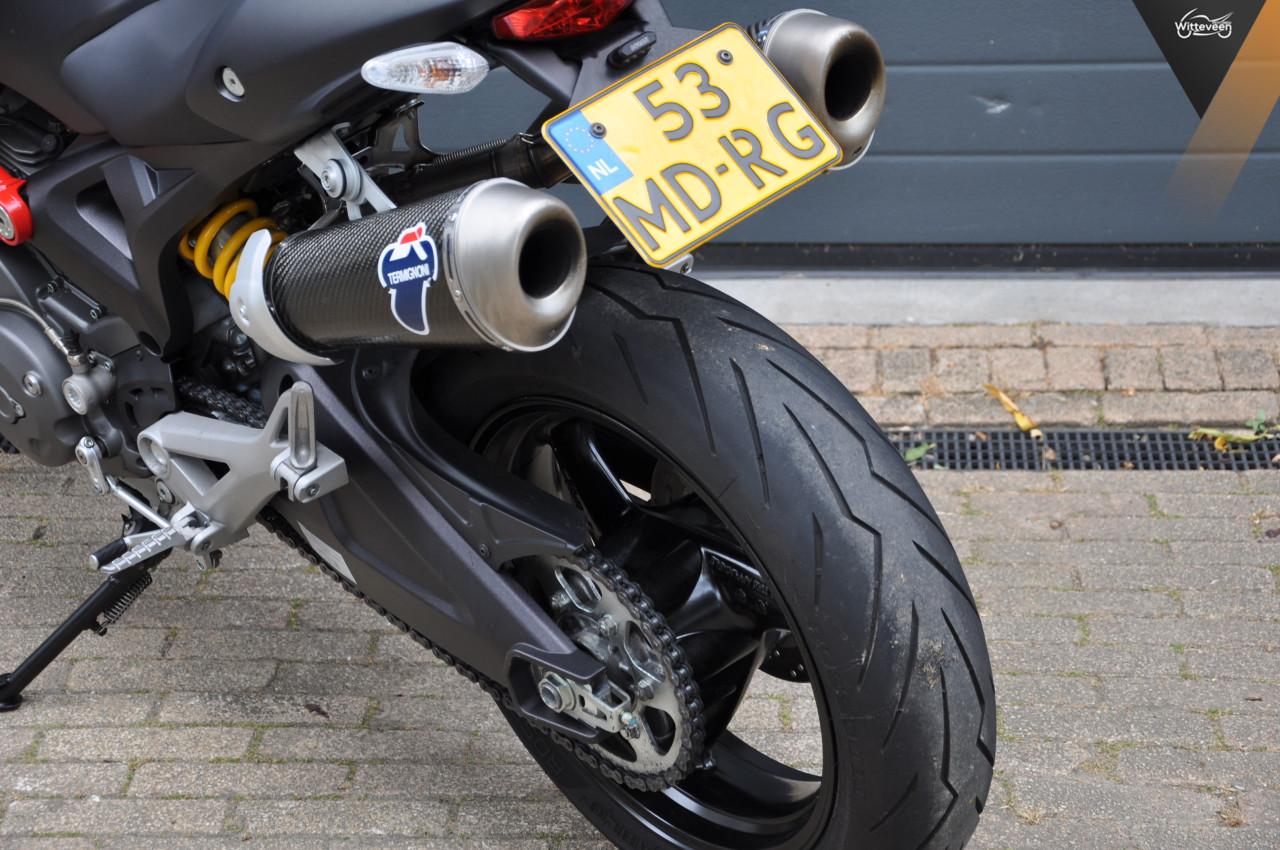 Ducati Monster 696 8100 kms!