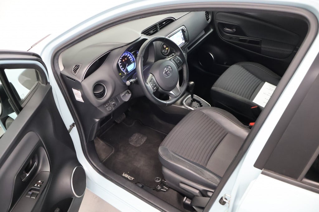 Toyota Yaris 1.5 hybrid aqua edition