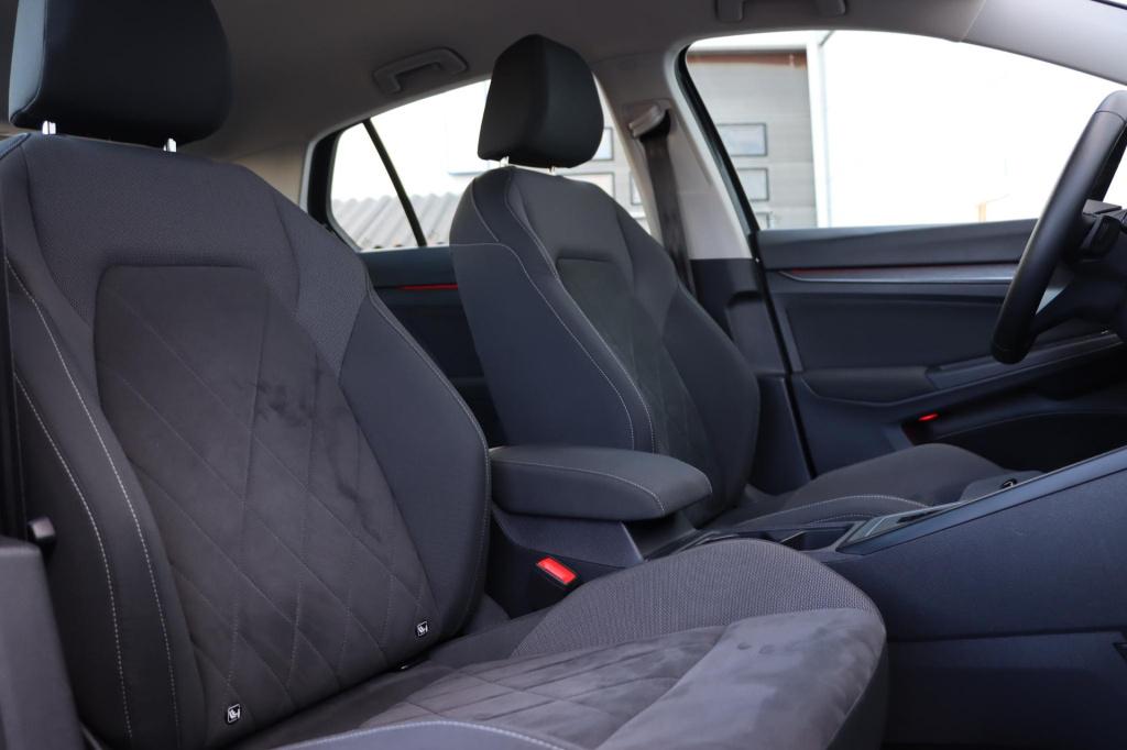 Volkswagen Golf 1.4 ehybrid style 204pk dsg6