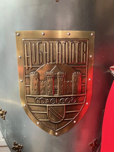 Militaria Schotse zwaard tweehander en Wapenschild MacLeod