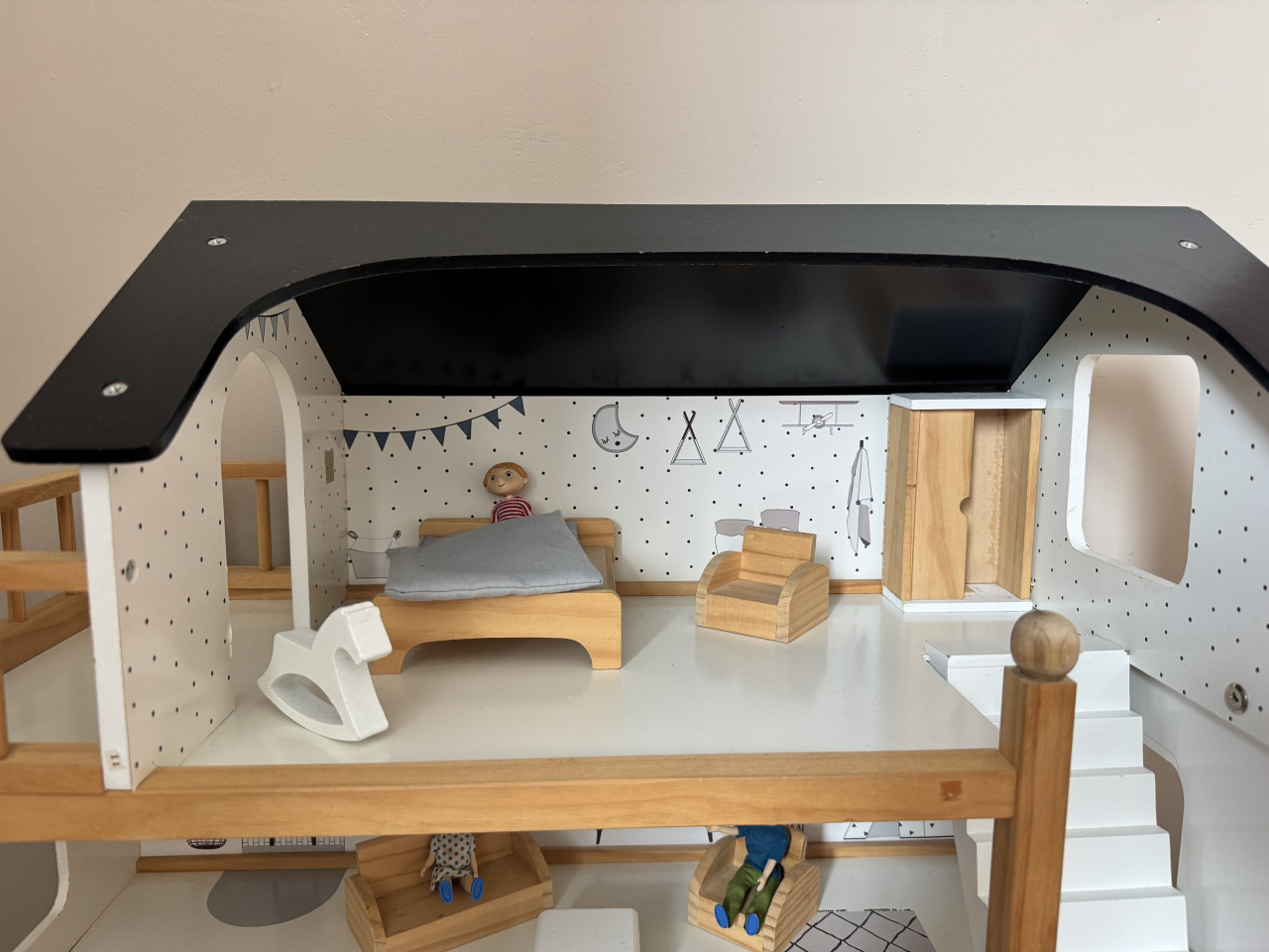 Houten poppenhuis