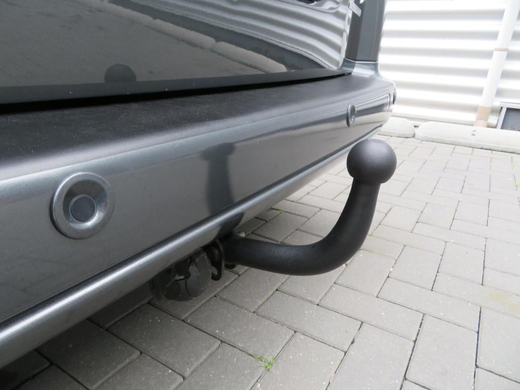 Citroen Berlingo multispace feel 110 nav/cam/trekhaak