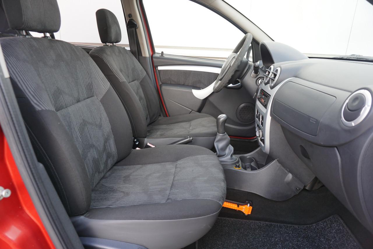 Dacia Sandero, 1.6 Lauréate - Airco / Elektr. ramen / Trekhaak / NAP