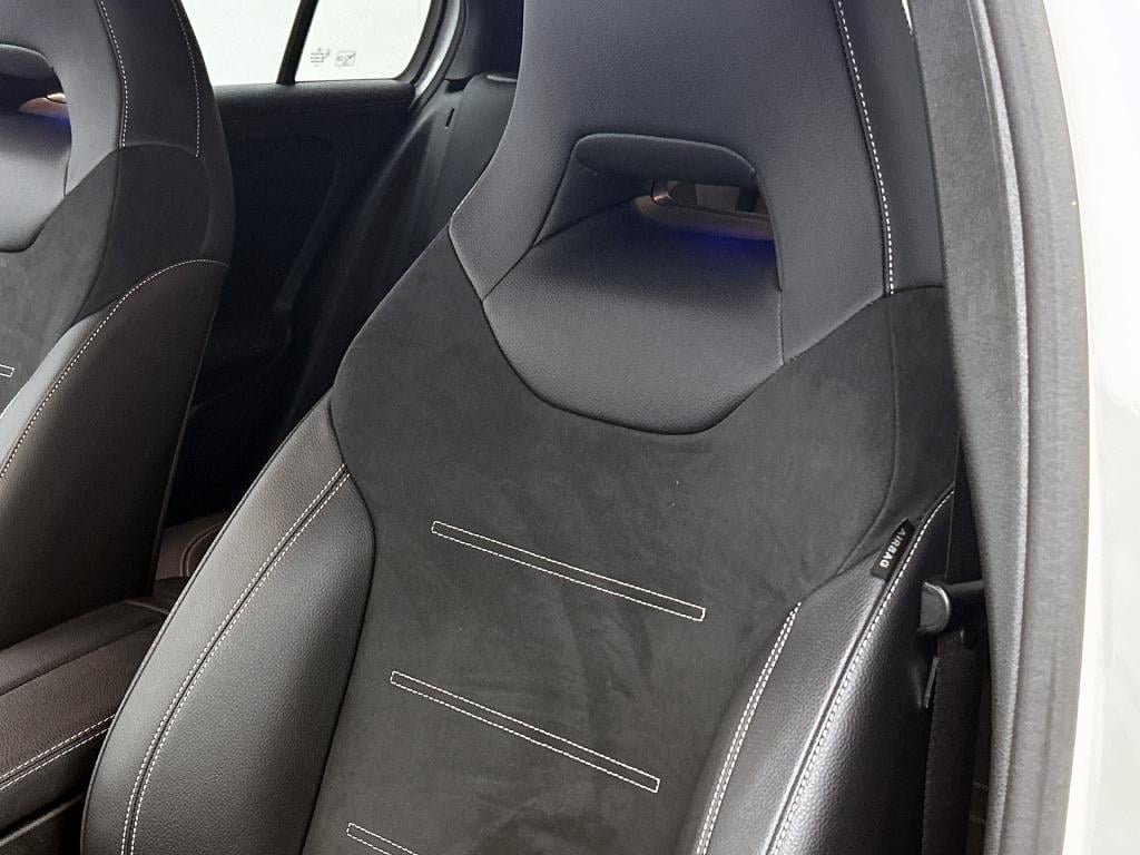 Mercedes-Benz A-Klasse 250 e plug in hybride amg line | stoelverwarming | c