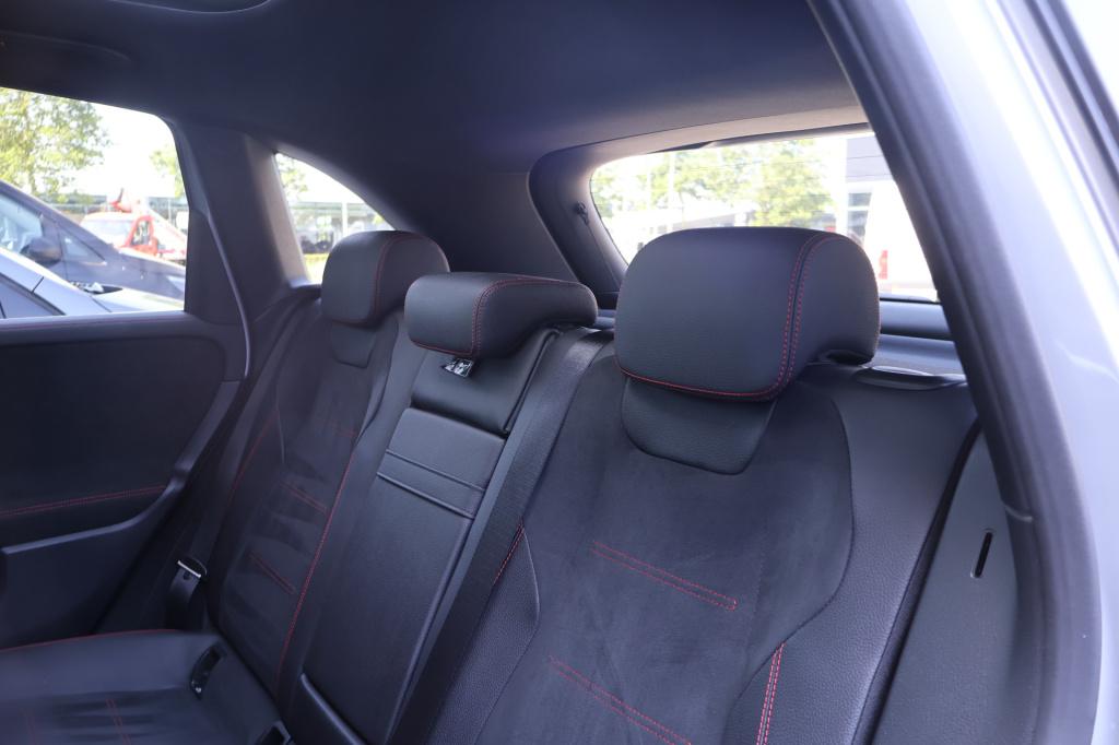 Mercedes-Benz B-Klasse 220 amg line l panoramadak l nightpakket l led high 