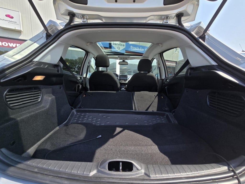 Peugeot 208 1.2 puretech allure