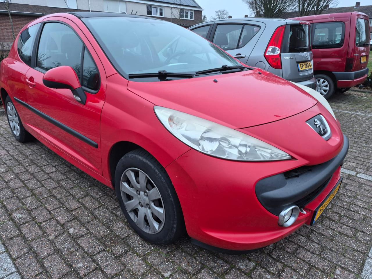 Peugeot 207+ 1.6-16V VTi  Apk 6-1-2027