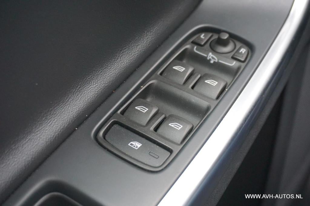 Volvo V60 2.0 t3 summum