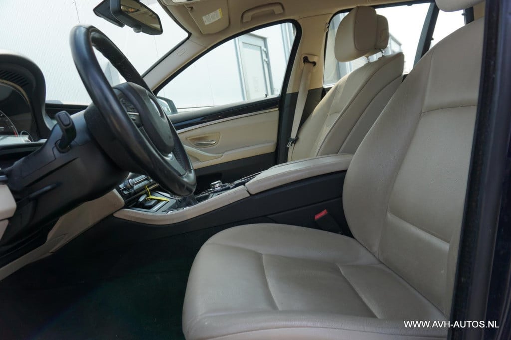 BMW 5 Serie touring 520d high executive