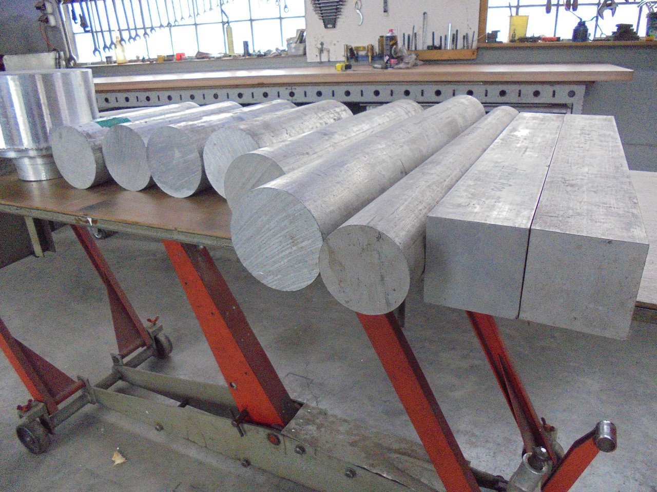 Aluminium Rondstaf, Vierkant en Plaatmateriaal.