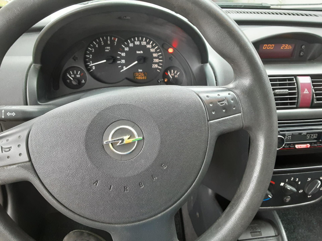 Opel Corsa 1.2-16v