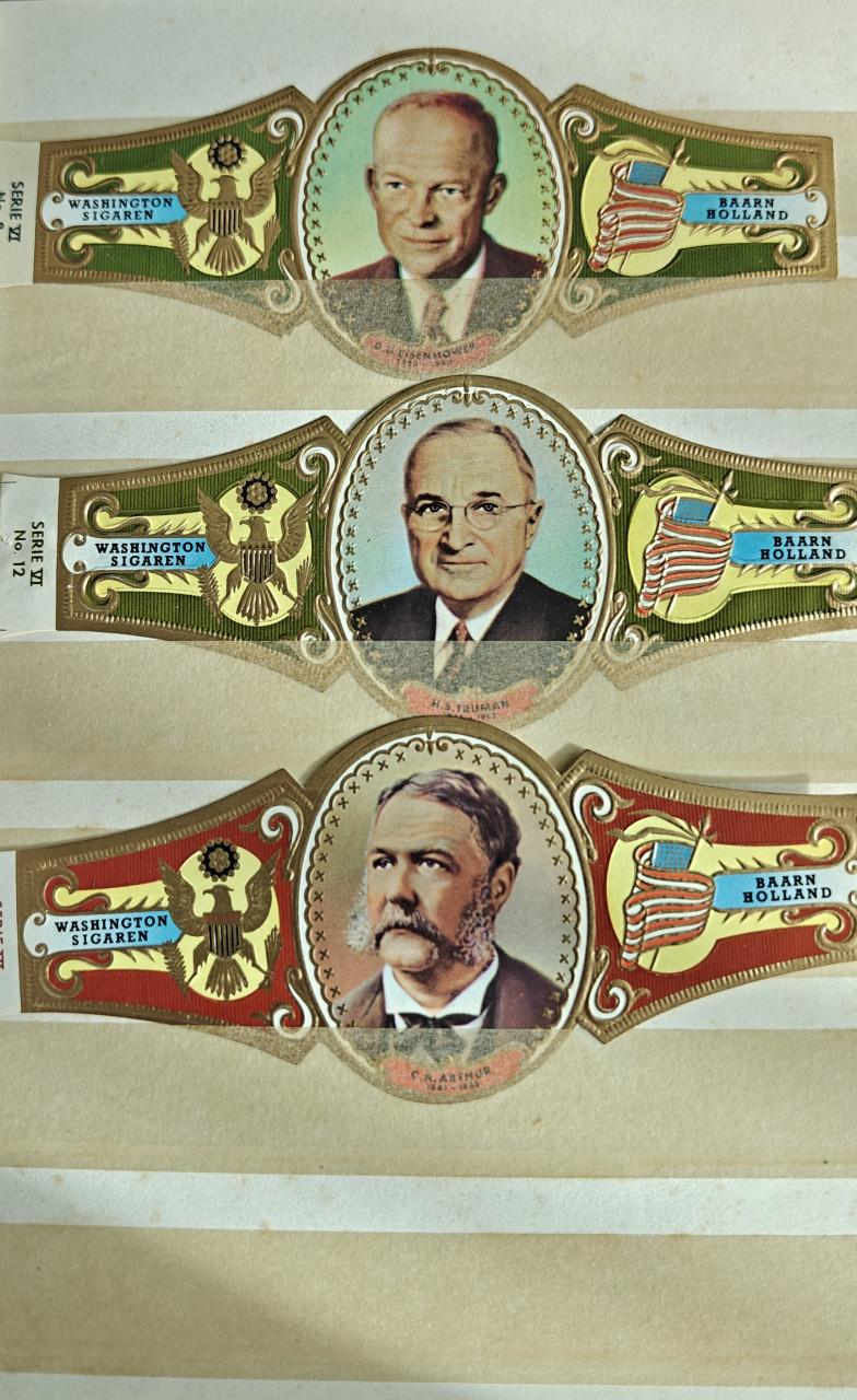 Een boekje met Sigarenbandjes